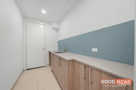 Property photo of 2/228 Duncans Road Werribee VIC 3030