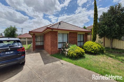 13 Palace Ct, Kings Park, VIC 3021