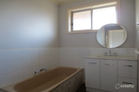 40 Menzies Pde, Lalor, VIC 3075