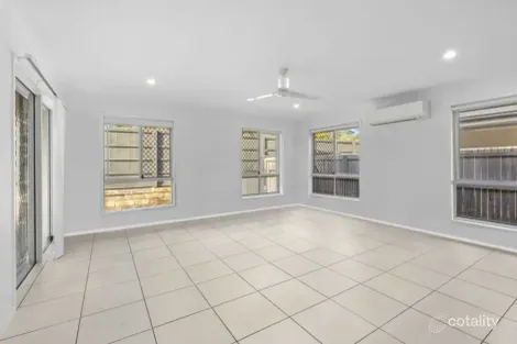 Property photo of 8 Jackson Place Greenbank QLD 4124