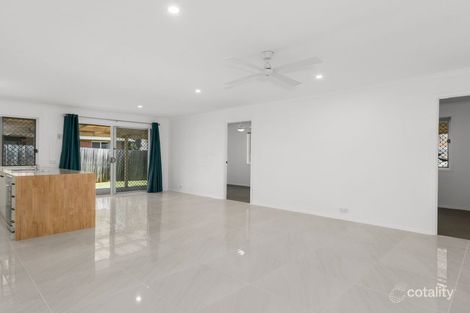 Property photo of 6 Blaxland Place Narangba QLD 4504