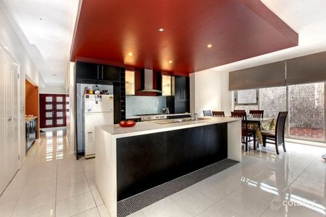 Property photo of 82 Mareeba Way Craigieburn VIC 3064