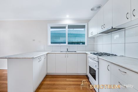Property photo of 22 Clairmont Avenue Cranbourne VIC 3977