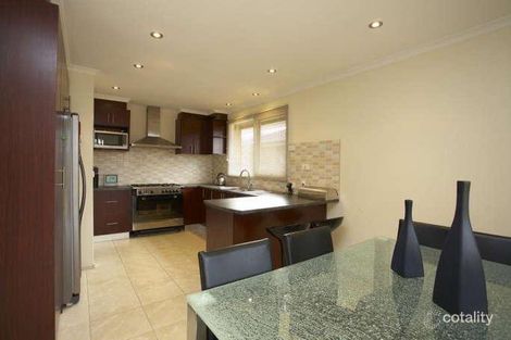 Property photo of 14 Chester Crescent Deer Park VIC 3023