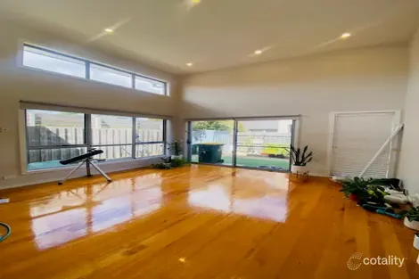 9/86-88 Royal Pde, Reservoir, VIC 3073