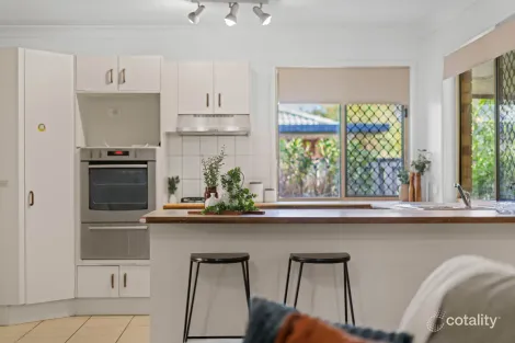 Property photo of 55 Rose Crescent Fitzgibbon QLD 4018