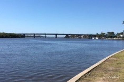 Property photo of 301/313 Bradman Avenue Maroochydore QLD 4558