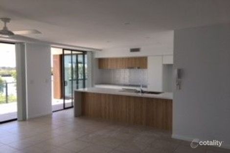 Property photo of 301/313 Bradman Avenue Maroochydore QLD 4558
