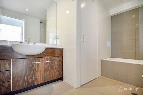 Property photo of 407/80 Ebley Street Bondi Junction NSW 2022