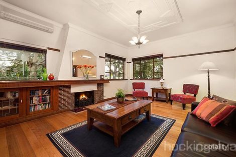 Property photo of 1 Moira Avenue Carnegie VIC 3163