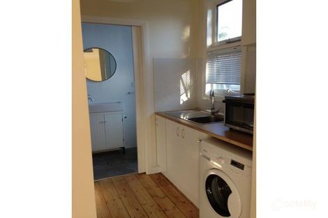 Property photo of 18 Captain Cook Drive Kurnell NSW 2231