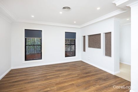 Property photo of 2/17 Heydon Avenue Turvey Park NSW 2650