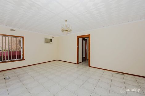 Property photo of 63 Mulhall Drive St Albans VIC 3021