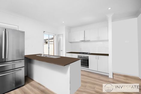 Property photo of 6 Ness Mews Manor Lakes VIC 3024