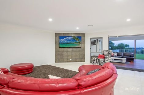 33 John Francis Dr, Carrara, QLD 4211