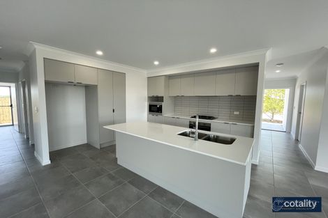 Property photo of 9 Leet Crescent Proserpine QLD 4800