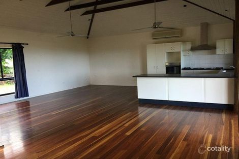 Property photo of 2 Whitehaven Crescent Cannonvale QLD 4802