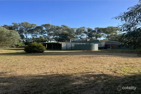1082 Strathallyn Lane, Narromine, NSW 2821
