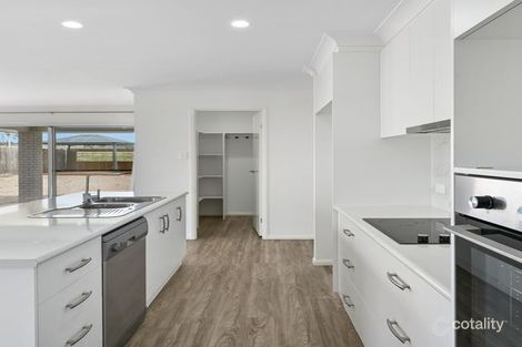 Property photo of 82 Magpie Drive Cambooya QLD 4358