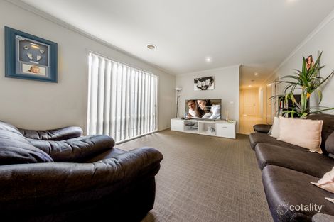 Property photo of 7 Tyndall Street Cranbourne East VIC 3977