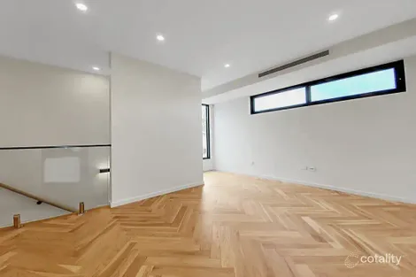 Property photo of 5/2-4 Windermere Avenue Miranda NSW 2228