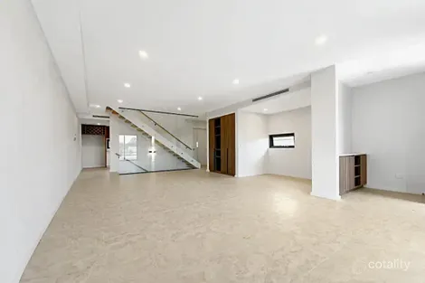 Property photo of 5/2-4 Windermere Avenue Miranda NSW 2228