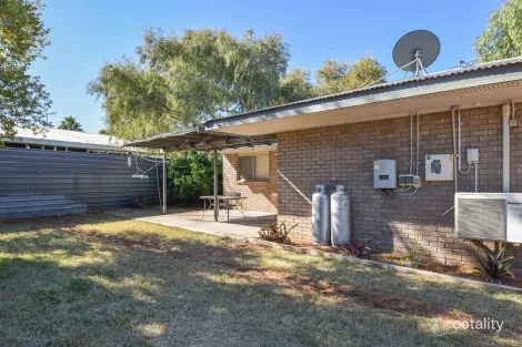 Property photo of 20 Patterson Crescent Larapinta NT 0875