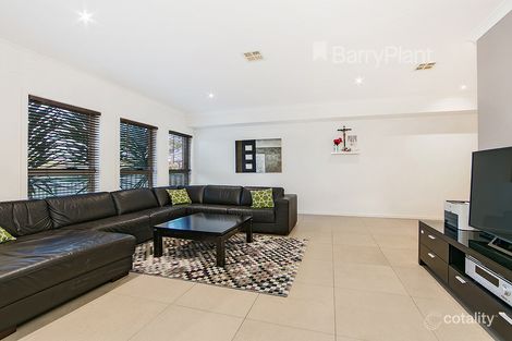 Property photo of 16 Appletree Grove Cairnlea VIC 3023