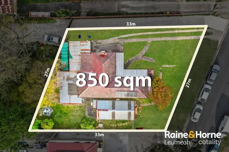 Property photo of 1 Bingara Road Macquarie Fields NSW 2564