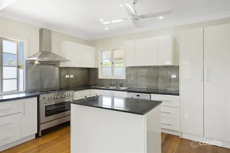 Property photo of 419 Earnshaw Road Banyo QLD 4014