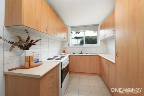Property photo of 1/74-76 Anderson Road Sunshine VIC 3020