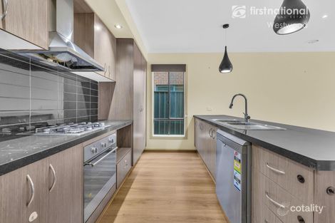 Property photo of 12 Holloway Street Manor Lakes VIC 3024