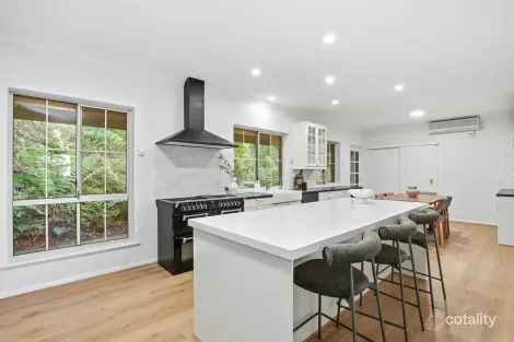Property photo of 4 Campbell Avenue Crafers SA 5152