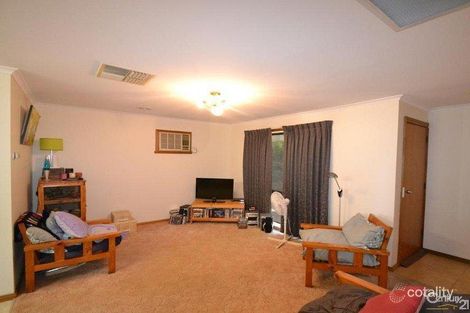 Property photo of 2/327 High Street Echuca VIC 3564