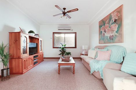 Property photo of 72 Bonds Road Peakhurst NSW 2210