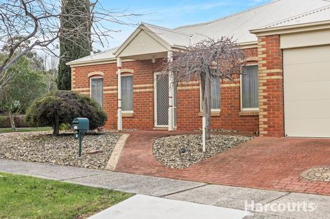Property photo of 1 Pownceby Court Pakenham VIC 3810
