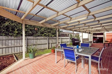 Property photo of 18 Ardenne Court Narre Warren South VIC 3805