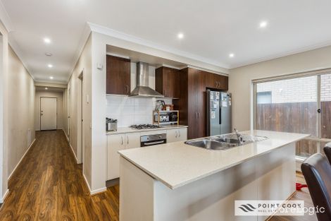 Property photo of 25 Whisper Boulevard Point Cook VIC 3030