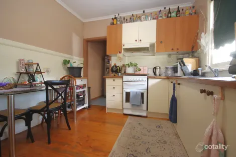 Property photo of 6 Cameron Street Ashmont NSW 2650