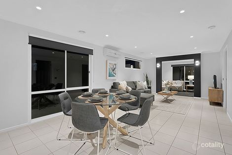 Property photo of 18 Walnut Way Pakenham VIC 3810