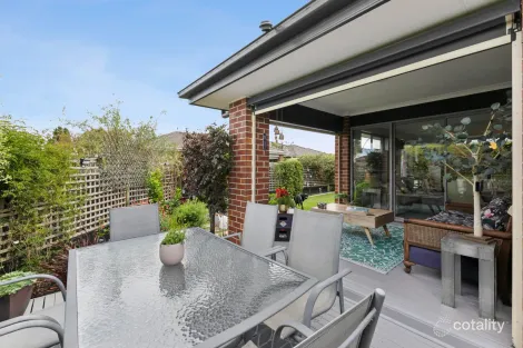 Property photo of 3 Rooney Crescent Lucas VIC 3350