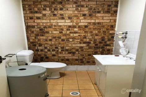 Property photo of 11/226-228 Harrow Road Glenfield NSW 2167