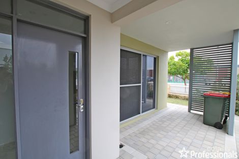 Property photo of 27 Affable Way Atwell WA 6164