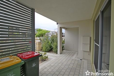 Property photo of 27 Affable Way Atwell WA 6164