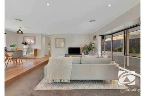 Property photo of 34 Warrawong Drive Berwick VIC 3806