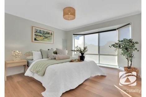 Property photo of 34 Warrawong Drive Berwick VIC 3806