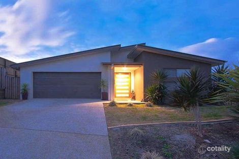 8 Peregrine St, Reedy Creek, QLD 4227