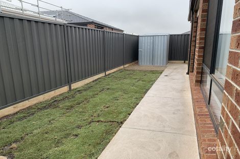 Property photo of 9 Knebworth Drive Strathtulloh VIC 3338