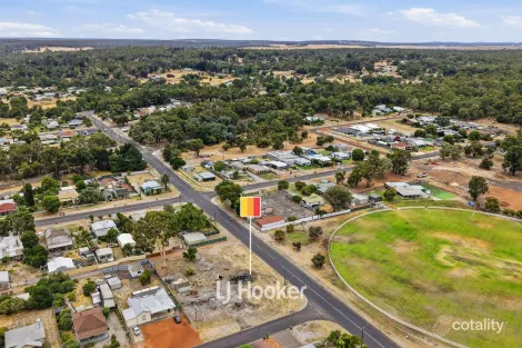 56 Raymond St, Collie, WA 6225