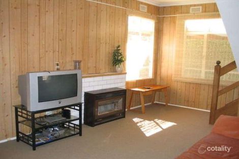 Property photo of 40 Salisbury Road Ashwood VIC 3147